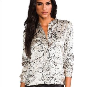 Equipment Fawn Python Silk Blouse S
